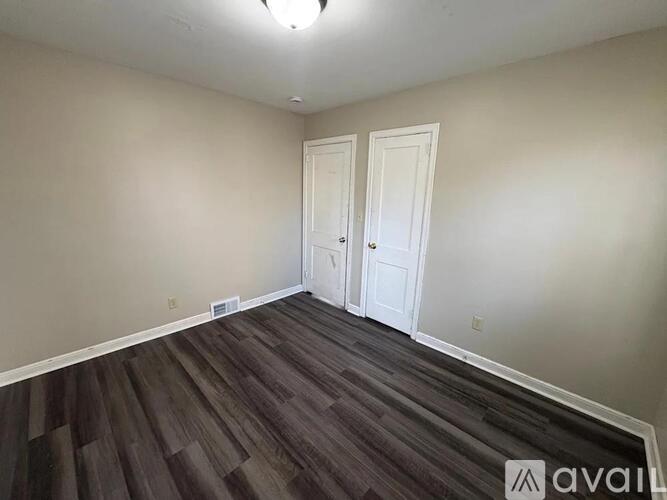 2627 Zenith Ave N 3 Beds Single Family Home for Rent - Photo gallery 2