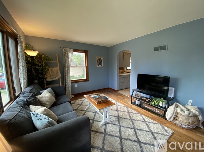 2150 Hyde Avenue 2 Beds Single Family Home for Rent - Photo gallery 2