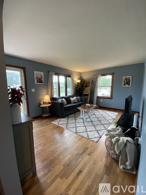 2150 Hyde Avenue 2 Beds Single Family Home for Rent - Photo gallery 3