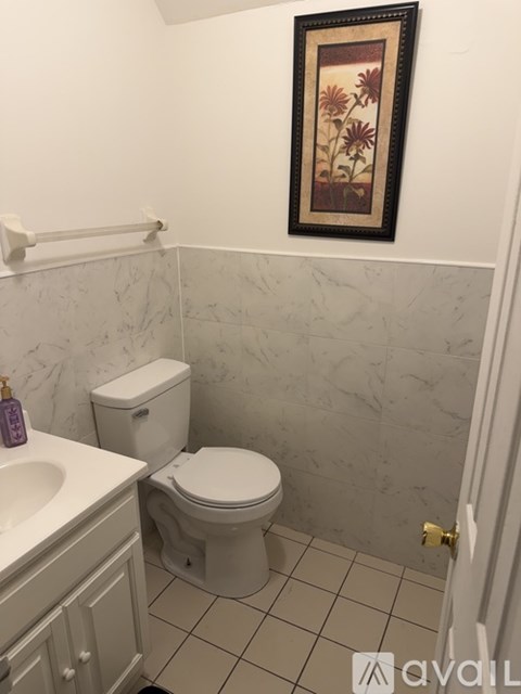 17 Clarion Court 3 Beds Apartment for Rent