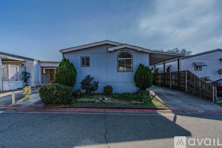 5604 Heritage Drive 3 Beds Single Family Home for Rent - Photo gallery 2