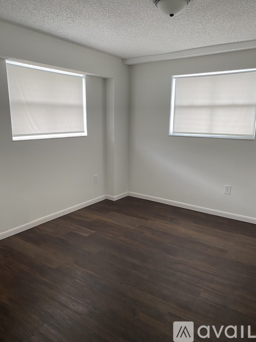 199 Southwest 12th Avenue 3 Beds Condo for Rent - Photo gallery 3