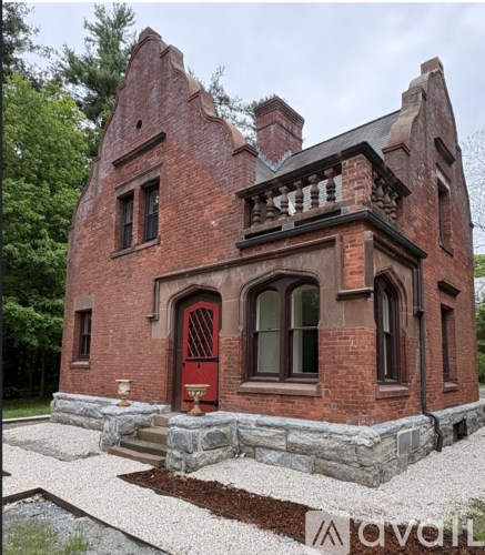 138 Walker Street 2 Beds Apartment for Rent