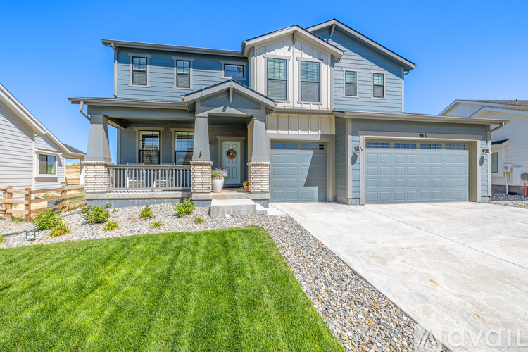 943 West Hopkins Drive 4 Beds Single Family Home for Rent - Photo gallery 1