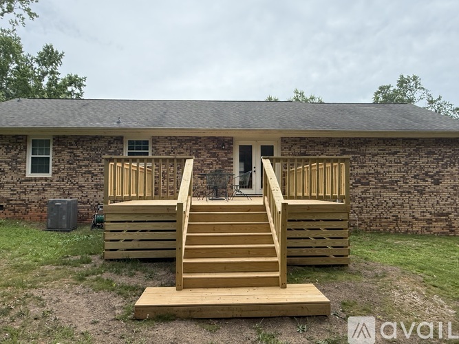 Sundown Drive 3 Beds Single Family Home for Rent - Photo gallery 2