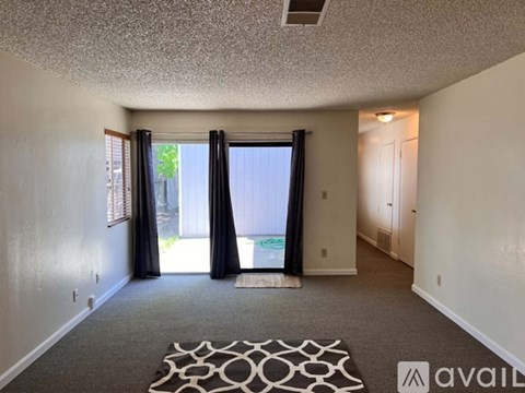2136 Union Avenue 2 Beds Apartment for Rent