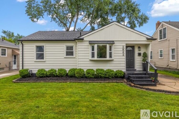 2842 Oakshire Avenue 3 Beds Single Family Home for Rent - Photo gallery 1
