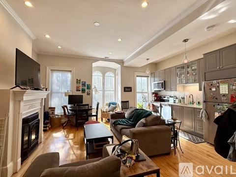 637 Tremont St 1 Apartment for Rent