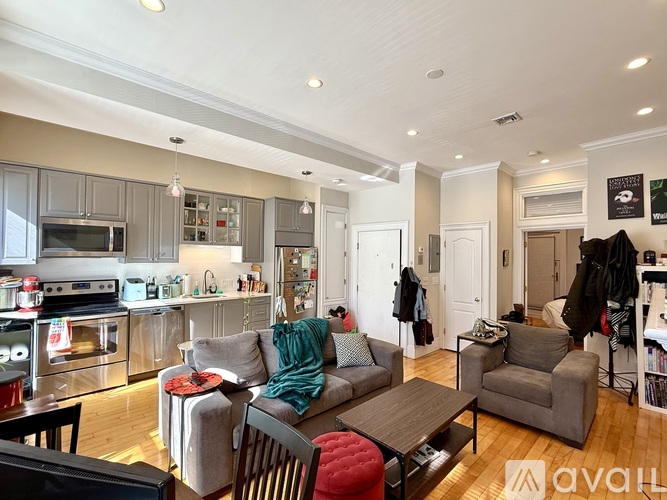 637 Tremont St 1 Apartment for Rent - Photo gallery 4