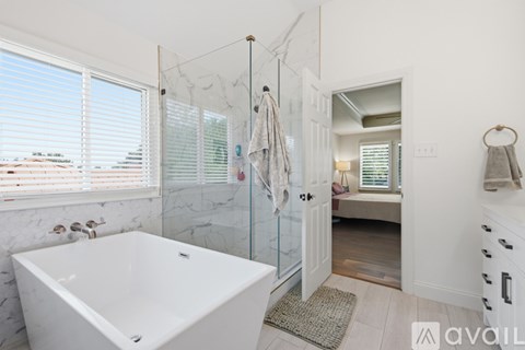 5803 Cedar Cliff Drive 4 Beds Apartment for Rent