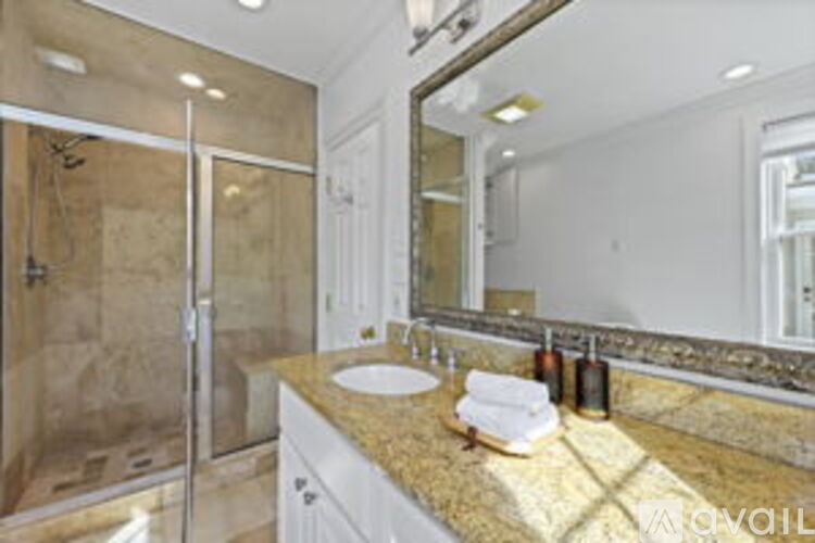 114 LSU Avenue 3 Beds Single Family Home for Rent - Photo gallery 5