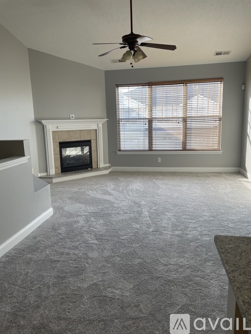 229 Adams Pointe Boulevard 1 Condo for Rent - Photo gallery 2
