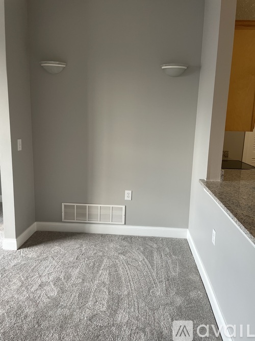 229 Adams Pointe Boulevard 1 Condo for Rent - Photo gallery 4