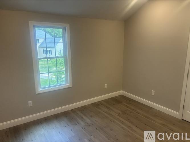 55 Graffam Road 2 Beds Condo for Rent - Photo gallery 5