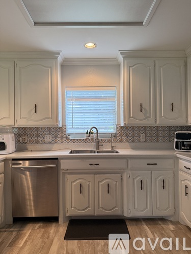 4904 North 4th Street 3 Beds Single Family Home for Rent - Photo gallery 3
