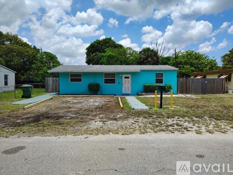 2323 Northwest 13Th Street 4 Beds Apartment for Rent