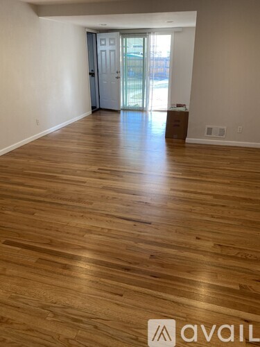 9902 Lowry Pl 3 Beds Apartment for Rent - Photo gallery 4