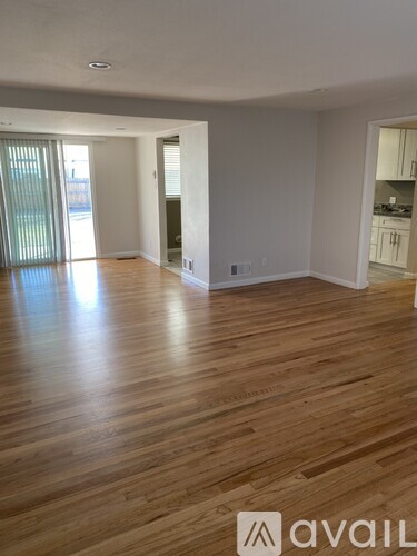 9902 Lowry Pl 3 Beds Apartment for Rent - Photo gallery 5
