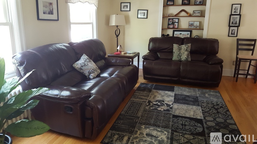 2381 Cranston Street 3 Beds Single Family Home for Rent - Photo gallery 5