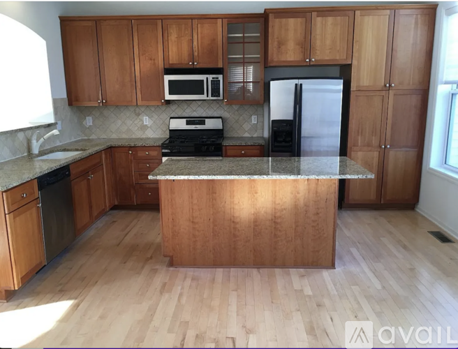 8279 Labont Way 3 Beds Townhouse for Rent - Photo gallery 4