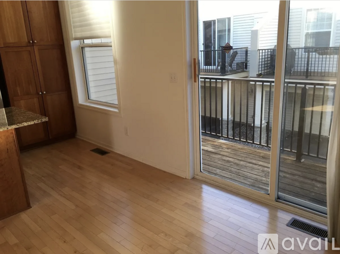 8279 Labont Way 3 Beds Townhouse for Rent - Photo gallery 5