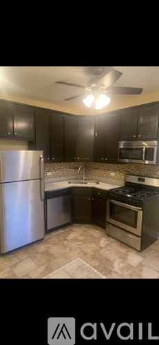 917 North Leamington Avenue 3 Beds Apartment for Rent - Photo gallery 5