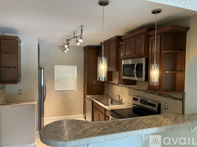 320 South Riverside Drive 2 Beds Apartment for Rent - Photo gallery 4