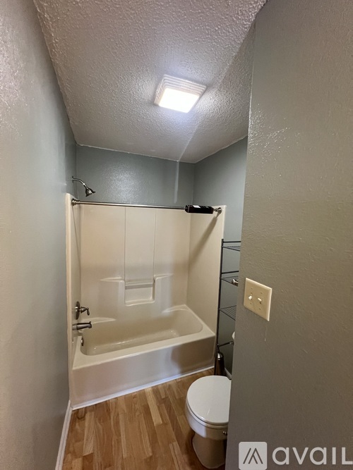 5950 Redcliff North Lane 3 Beds Single Family Home for Rent - Photo gallery 3