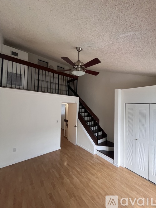 12065 SW 18th St 2 Beds Townhouse for Rent - Photo gallery 5