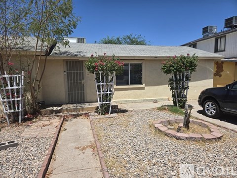 9038 North 11Th St 4 Beds Apartment for Rent
