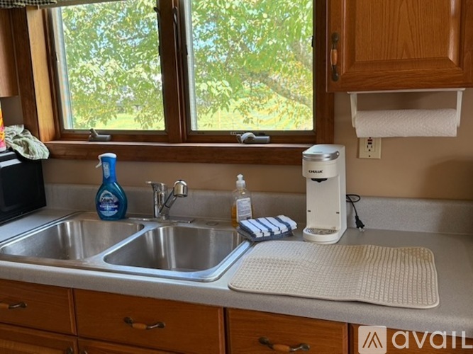 706 Loudon Road 1 Apartment for Rent - Photo gallery 4