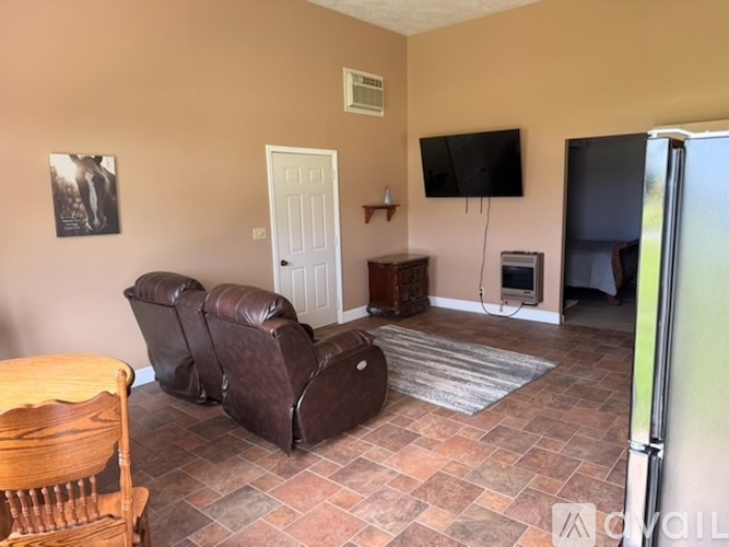 706 Loudon Road 1 Apartment for Rent - Photo gallery 5