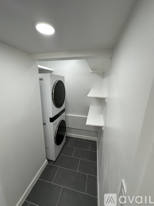 4800 North Stanton Street 1 Condo for Rent - Photo gallery 4