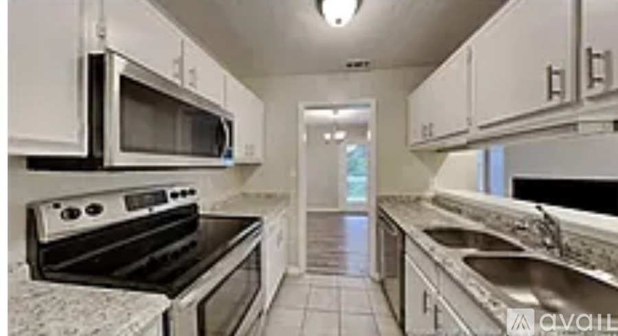 225 Waterdown Drive 2 Beds Condo for Rent - Photo gallery 4