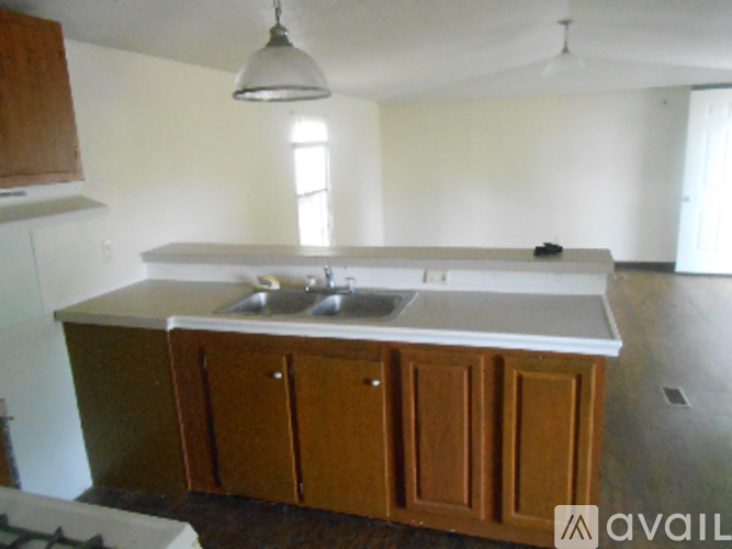 24898 Lakewood Drive 3 Beds Single Family Home for Rent - Photo gallery 4