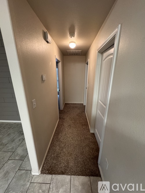804 Elgin Street 3 Beds Single Family Home for Rent - Photo gallery 3