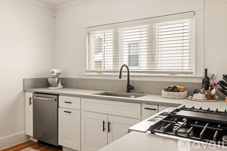 11 Hillview Avenue 2 Beds Apartment for Rent - Photo gallery 5
