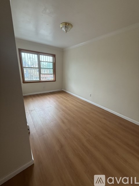 41-05 161St Street 3 Beds Apartment for Rent
