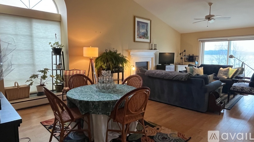 22 Northshore Drive 2 Beds Townhouse for Rent - Photo gallery 5