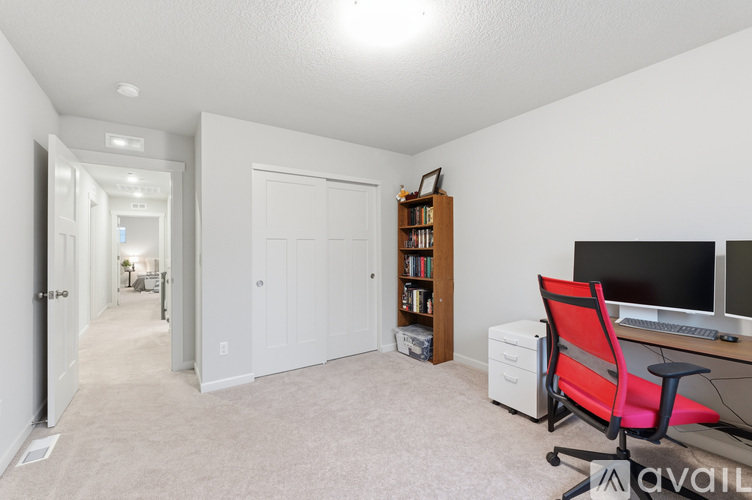 31066 Northwest Brooking Street 4 Beds Single Family Home for Rent - Photo gallery 4