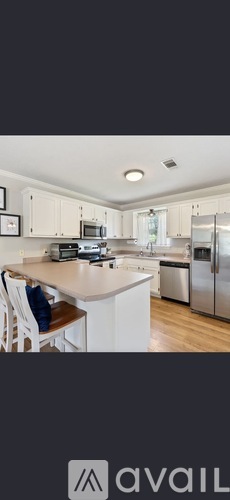 71 North Church Street 3 Beds Single Family Home for Rent - Photo gallery 4