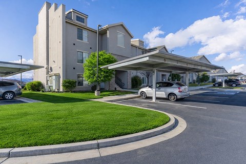 1906 North Geneva Road 2 Beds Apartment for Rent