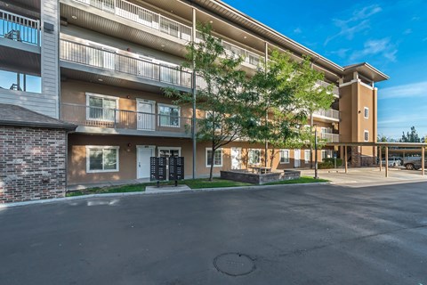 1925 North 550 West 1-2 Beds Apartment for Rent