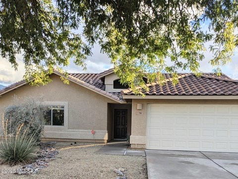 3762 East Fjord Pony Road 3 Beds Apartment for Rent