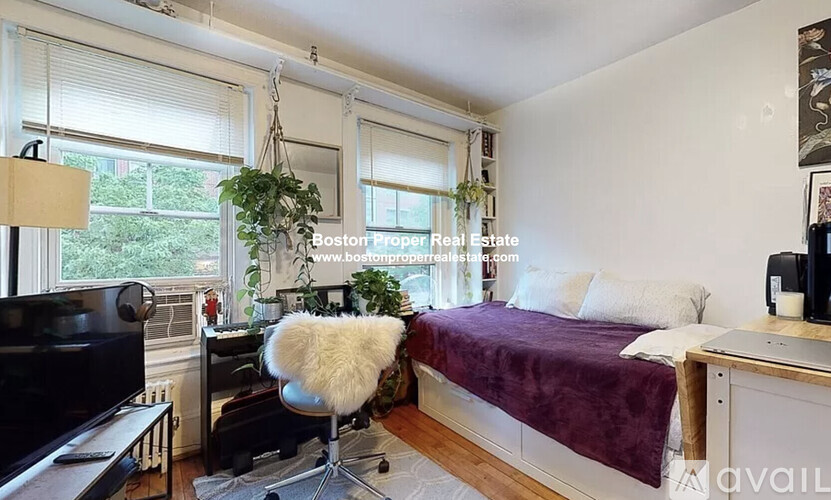 109 Dartmouth St Studio Apartment for Rent - Photo gallery 1