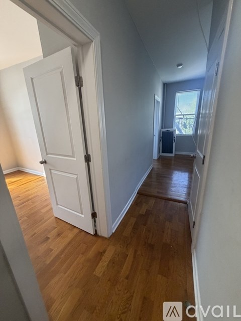 146 Manhattan Ave 2 Beds Apartment for Rent