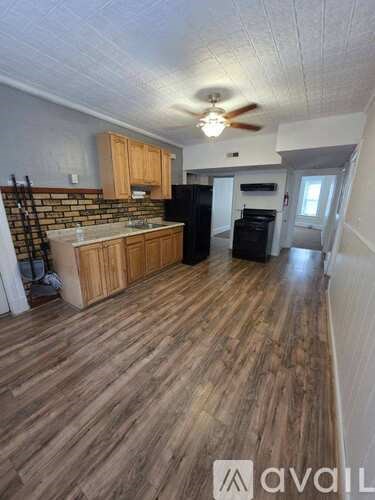 649 South Summer Street 2 Beds Apartment for Rent