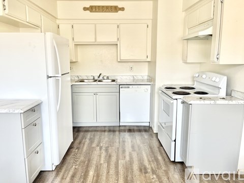 6516 Mohawk Street Unit C 2 Beds Apartment for Rent