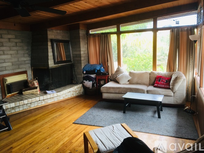 5027 Campanile Drive 5 Beds Single Family Home for Rent - Photo gallery 2