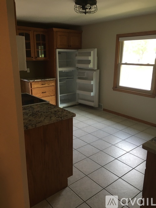 560 Kelly Street 2 Beds Apartment for Rent - Photo gallery 5